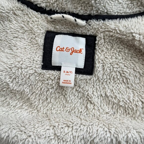 Boys zip-up sweatshirt Bundle - Picture 6 of 6